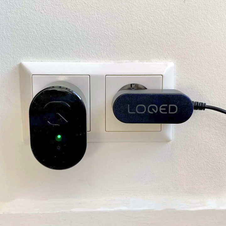 Shelly – LOQED Power Kit – Erweiterung für Smartes Türschloss – 8x Akkus enthalten – Produktansicht 5