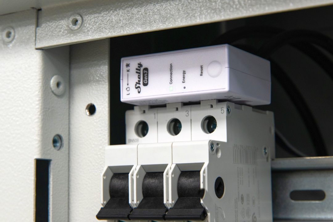 Shelly 3EM-63W Gen3 – Stromzähler – Produktansicht 6