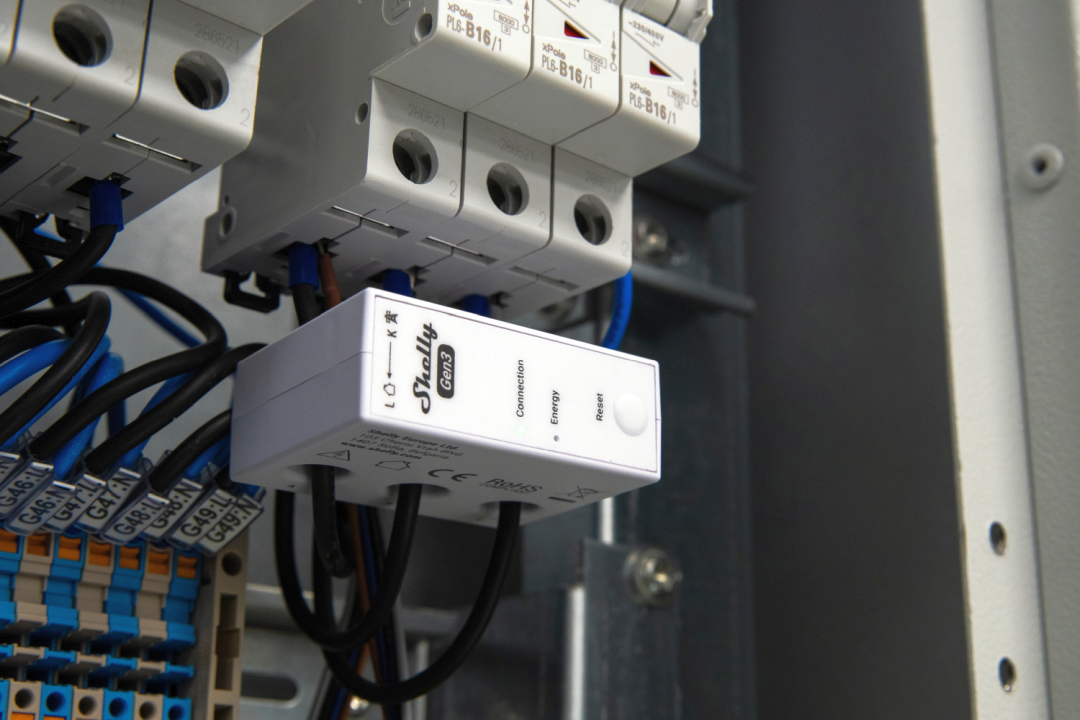 Shelly 3EM-63W Gen3 – Stromzähler – Produktansicht 5