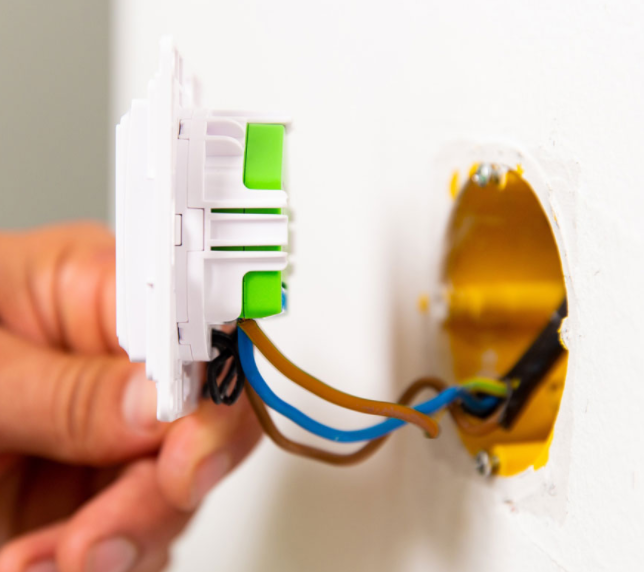 Shelly Wall Switch 2 – Wandtaster – 2-fach – Schwarz – Produktansicht 3