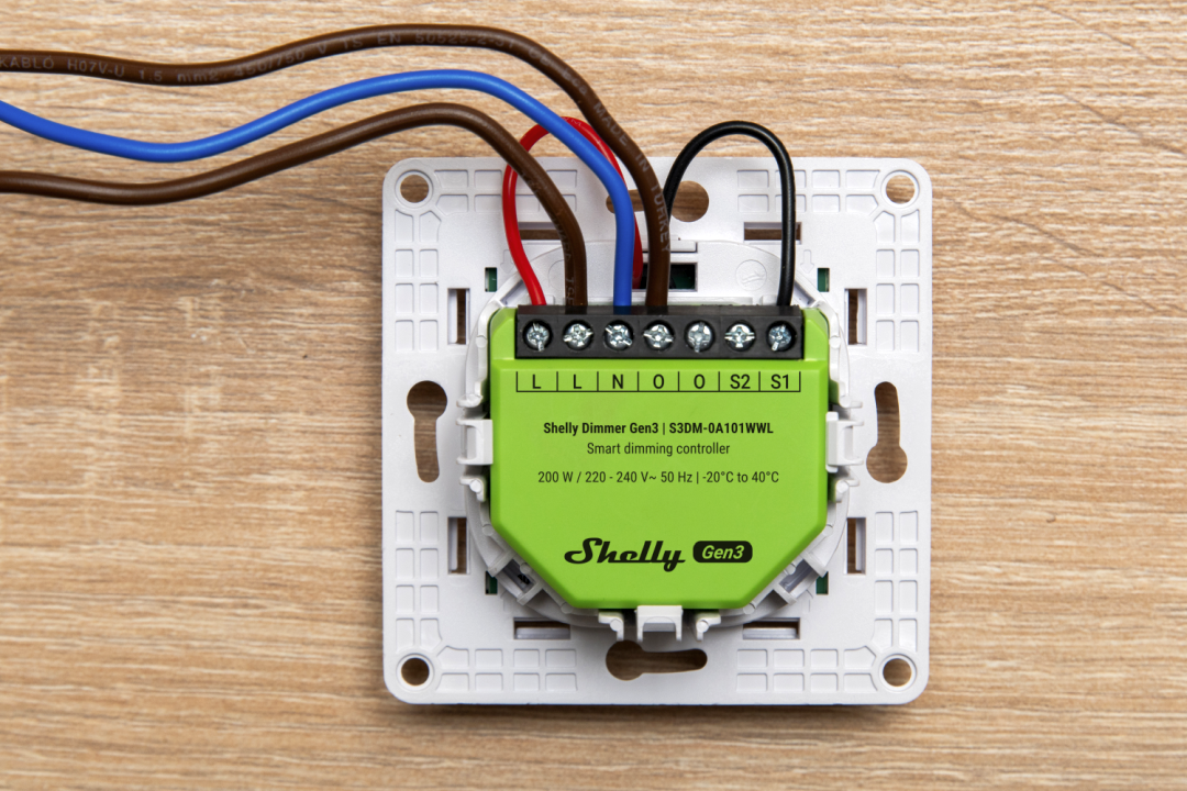 Shelly Dimmer Gen3 – Relais – LED Lichtcontroller – Messfunktion – Produktansicht 2